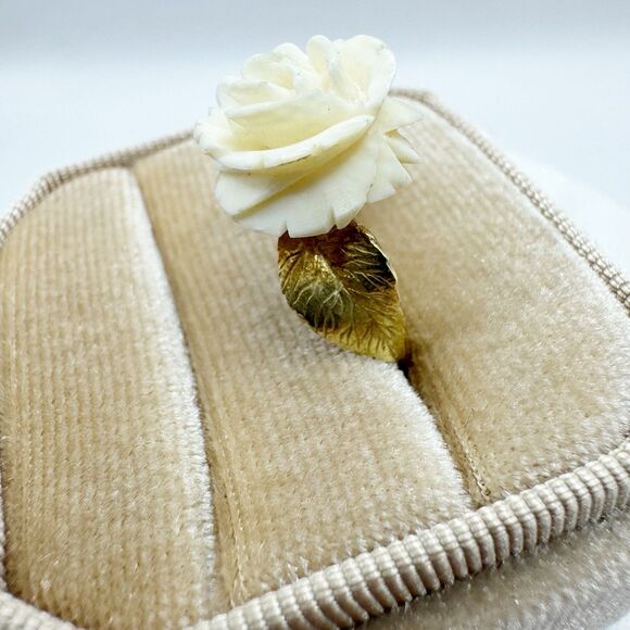 Vtg 14K Yellow Gold Carved Rose Ring With Leaves 2.4g Fine Jewelry Size 5.5 Band - Picture 13 of 16